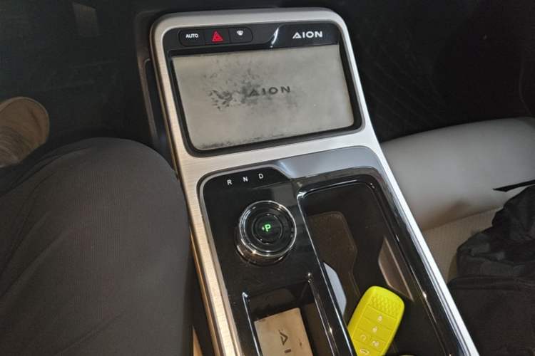 Used AION Y 2022 80 Intelligent Driving Version Gear Lever