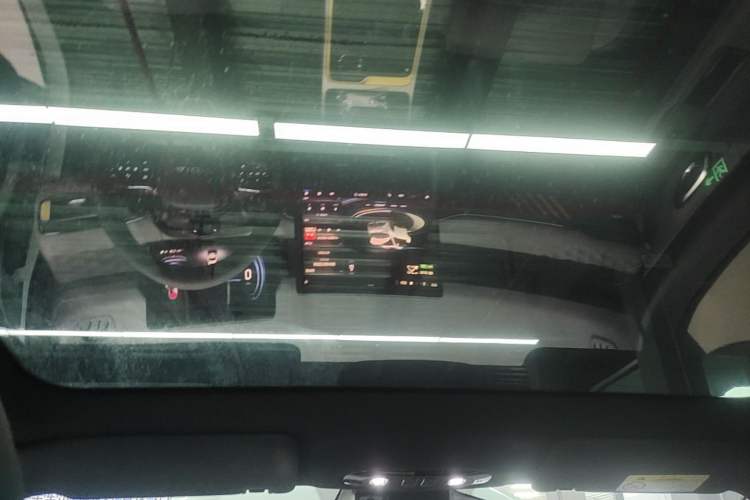 Used AION Y 2022 70 Tech Edition Lithium Iron Phosphate Headliner
