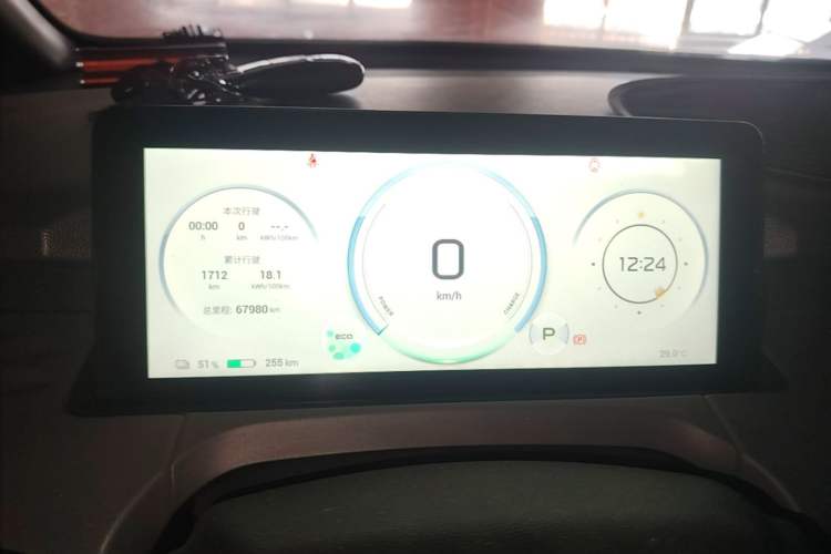 Used AION Y 2022 70 Intelligent Edition Lithium Iron Phosphate Instrument Cluster