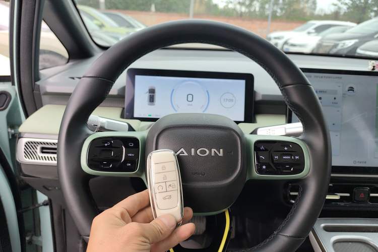 Used AION Y 2022 Plus 70 Smart Edition Interior 1