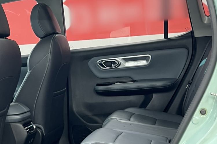 Used AION Y 2022 Plus 70 Smart Edition Interior 1
