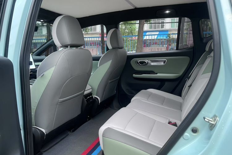 Used AION Y 2022 Plus 70 Tech Edition Interior 4