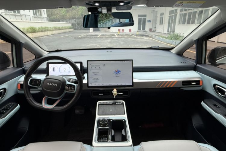 Used AION Y 2022 70 Intelligent Edition Lithium Iron Phosphate Interior 5