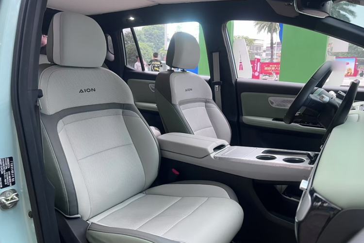 Used AION Y 2022 Plus 70 Tech Edition Interior 5