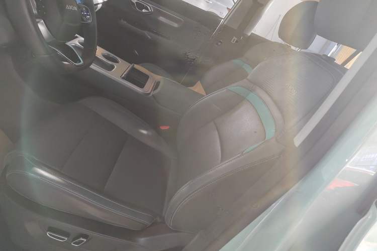 Used AION Y 2022 Plus 70 Smart Edition Left Front Seat