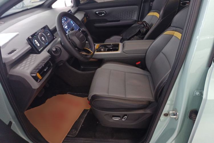 Used AION Y 2022 70 Intelligent Edition Lithium Iron Phosphate Left Front Seat