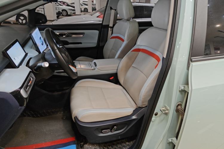 Used AION Y 2022 Plus 70 Smart Edition Left Front Seat