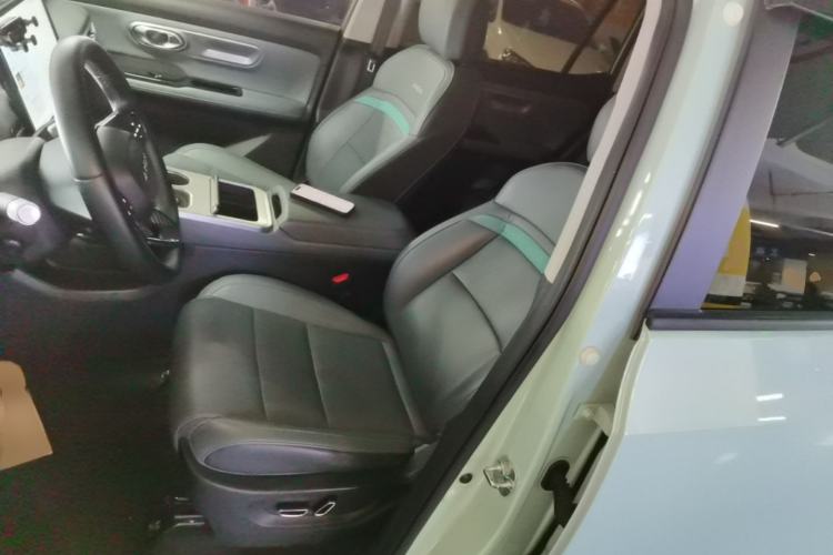 Used AION Y 2022 Plus 70 Smart Edition Left Front Seat
