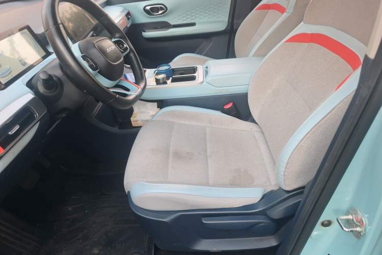 Used AION Y 2022 70 Enjoyment Edition Lithium Iron Phosphate Left Front Seat