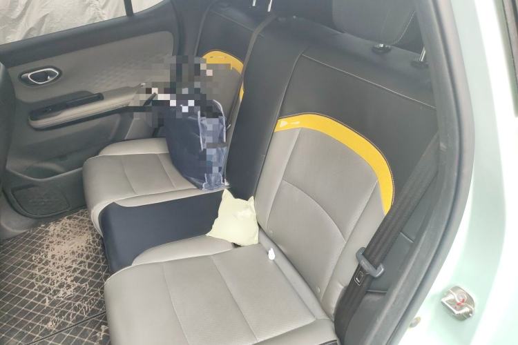 Used AION Y 2022 70 Intelligent Driving Version Lithium Iron Phosphate Left Rear Seat