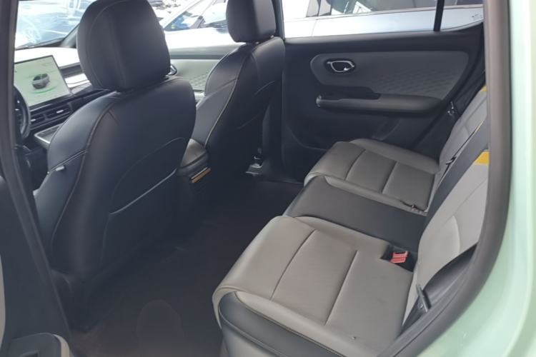 Used AION Y 2022 70 Intelligent Edition Lithium Iron Phosphate Left Rear Seat