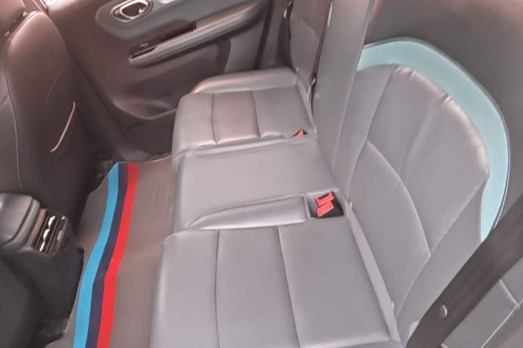 Used AION Y 2022 Plus 70 Smart Edition Left Rear Seat