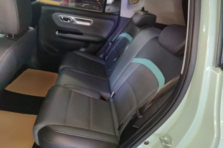 Used AION Y 2022 Plus 70 Smart Edition Left Rear Seat