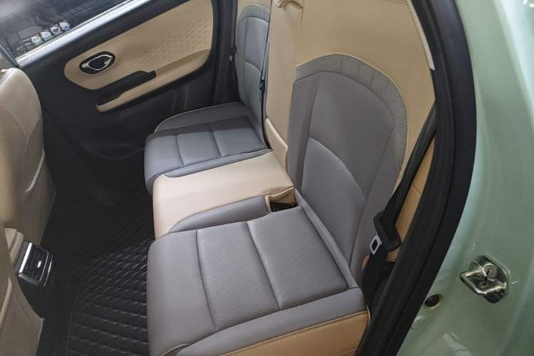 Used AION Y 2022 80 Intelligent Driving Version Left Rear Seat