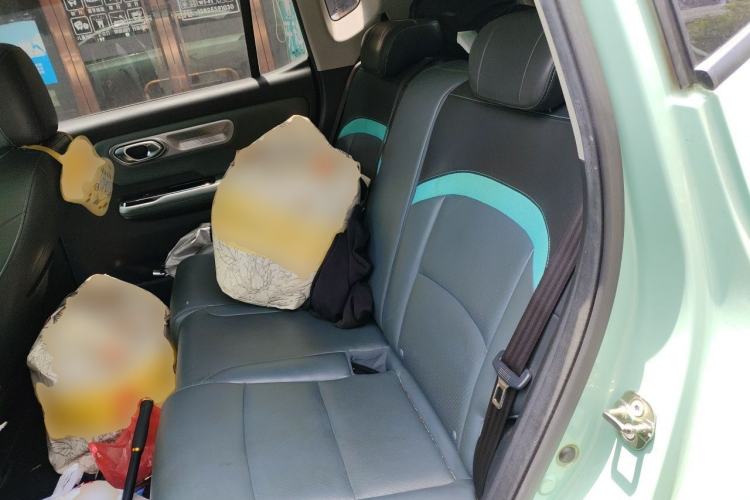 Used AION Y 2022 Plus 70 Smart Edition Left Rear Seat