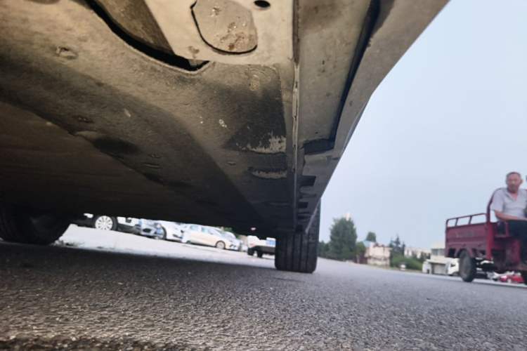 Used AION Y 2022 70 Tech Edition Lithium Iron Phosphate Left Side Sill