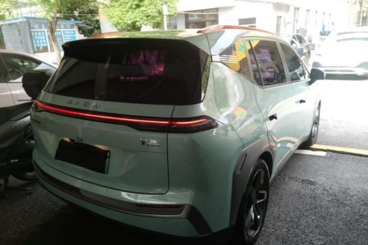 Used AION Y 2022 Plus 70 Tech Edition Rear Right 45 Deg