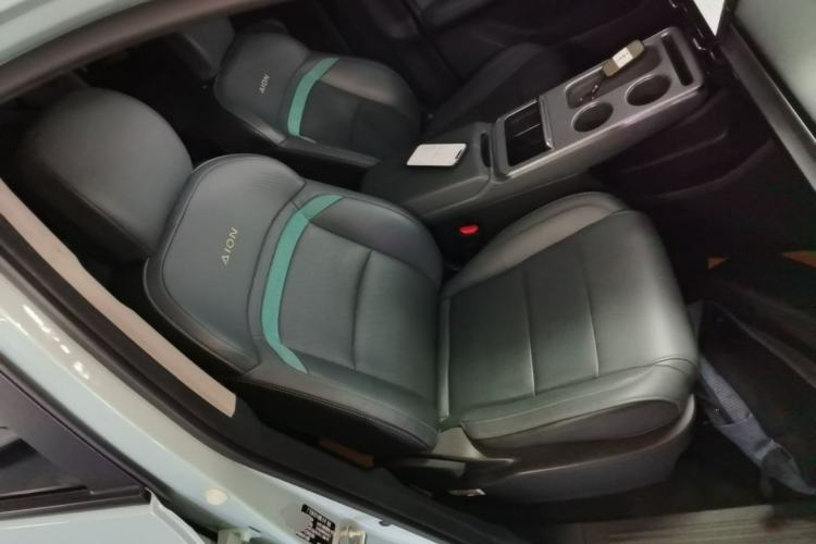 Used AION Y 2022 Plus 70 Smart Edition Right Front Seat