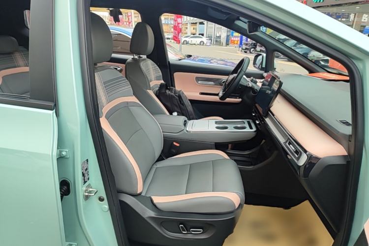 Used AION Y 2022 Plus 80 Intelligent Driving Edition Right Front Seat