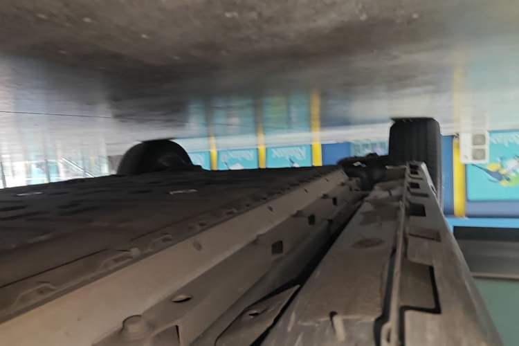 Used AION Y 2022 Plus 70 Smart Edition Right Side Sill