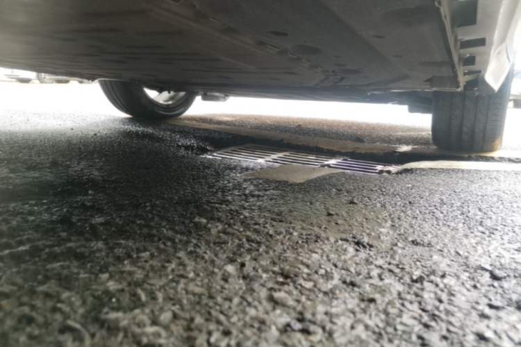 Used AION Y 2022 Plus 70 Tech Edition Right Side Sill