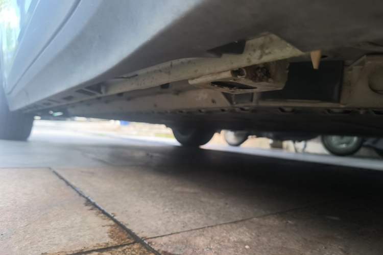 Used AION Y 2022 70 Intelligent Edition Ternary Lithium Right Side Sill