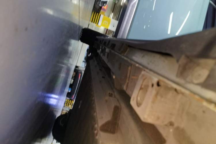 Used AION Y 2022 Plus 70 Smart Edition Right Side Sill