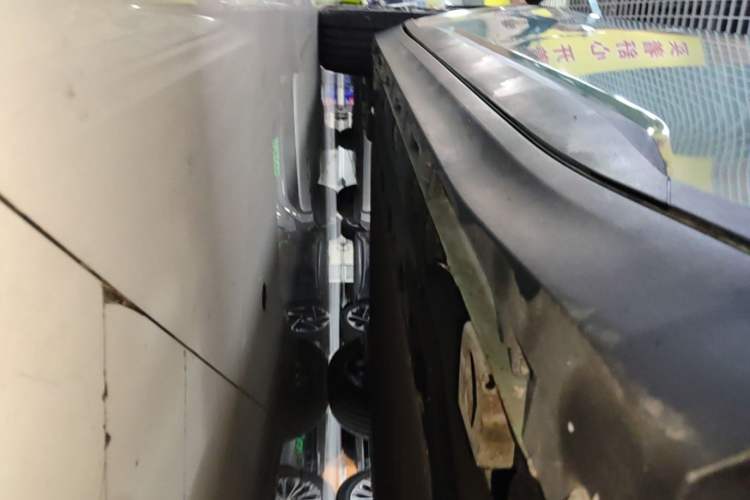 Used AION Y 2022 80 Intelligent Driving Version Right Side Sill