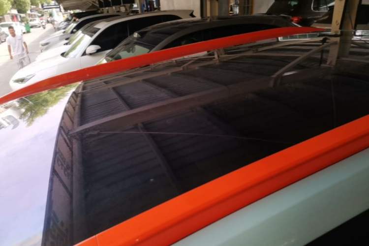 Used AION Y 2022 Plus 70 Tech Edition Roof
