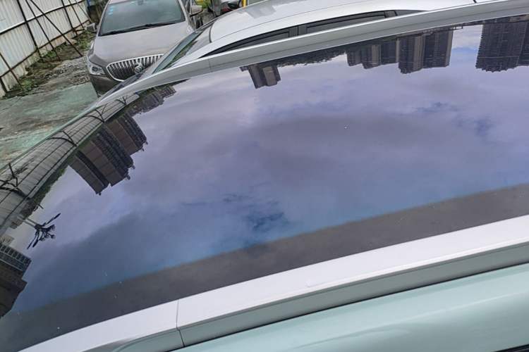 Used AION Y 2022 70 Intelligent Edition Lithium Iron Phosphate Roof