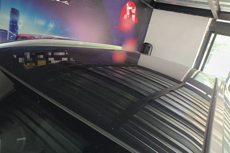 Used AION Y 2022 70 Tech Edition Lithium Iron Phosphate Roof