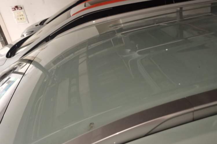 Used AION Y 2022 Plus 70 Enjoy Edition Roof