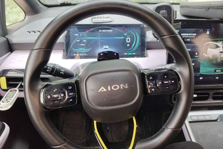 Used AION Y 2022 70 Tech Edition Lithium Iron Phosphate Steering Wheel