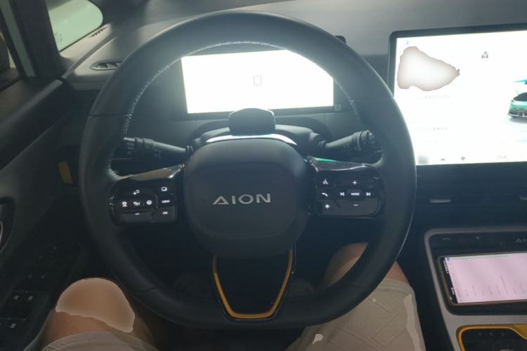 Used AION Y 2022 70 Tech Edition Lithium Iron Phosphate Steering Wheel