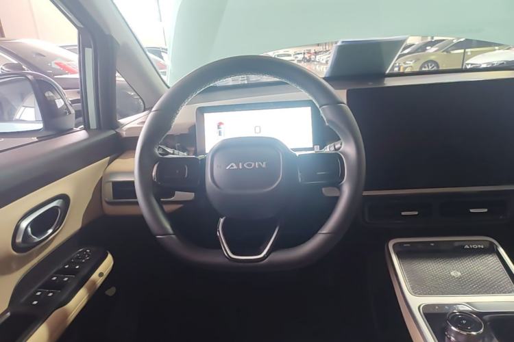 Used AION Y 2022 70 Intelligent Edition Lithium Iron Phosphate Steering Wheel