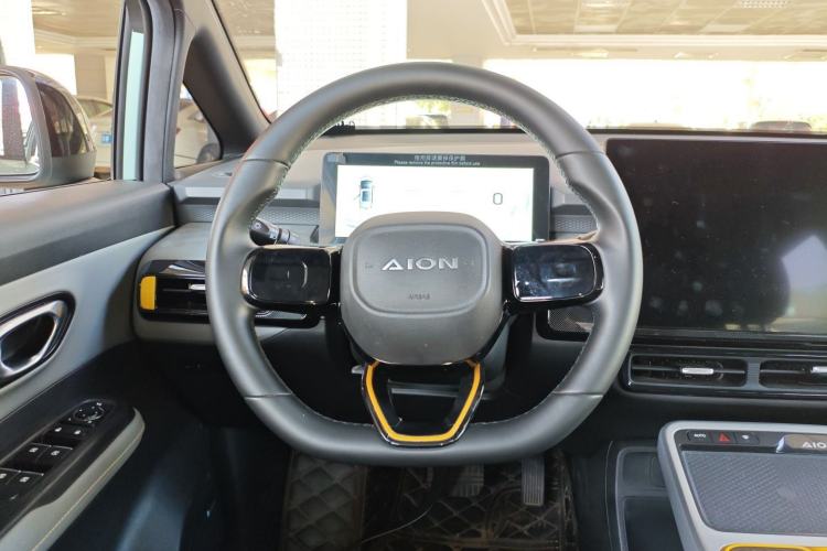 Used AION Y 2022 70 Intelligent Edition Lithium Iron Phosphate Steering Wheel