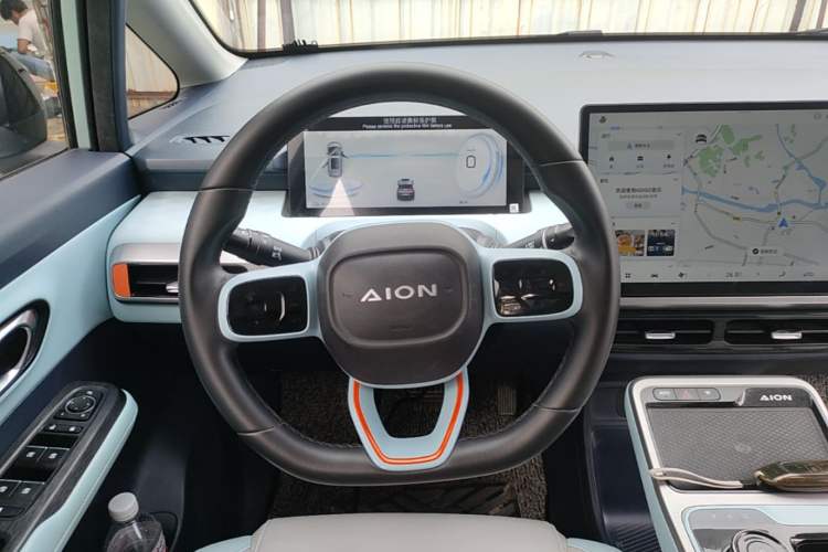 Used AION Y 2022 70 Intelligent Edition Lithium Iron Phosphate Steering Wheel