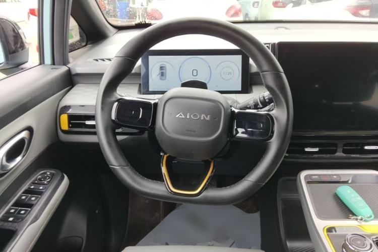 Used AION Y 2022 70 Tech Edition Lithium Iron Phosphate Steering Wheel