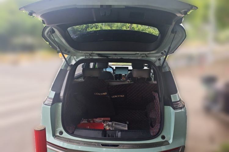 Used AION Y 2022 Plus 70 Enjoy Edition Trunk