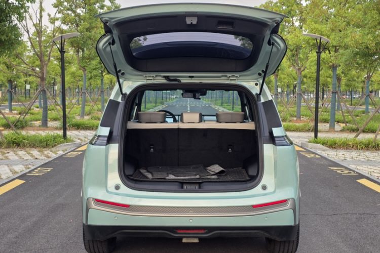 Used AION Y 2022 Plus 70 Tech Edition Trunk
