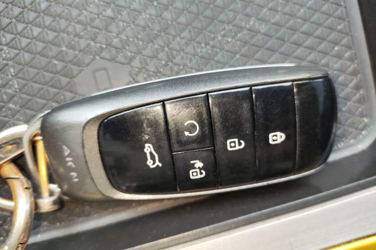 Used AION Y 2022 70 Intelligent Driving Version Lithium Iron Phosphate Vehicle Key