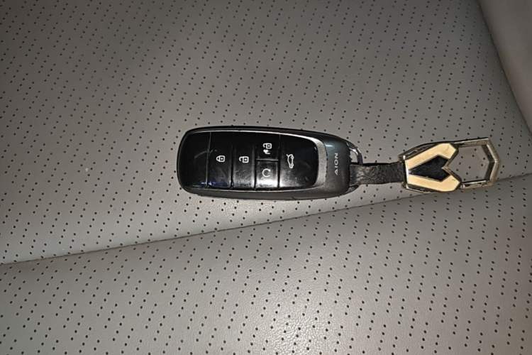 Used AION Y 2022 70 Intelligent Edition Lithium Iron Phosphate Vehicle Key