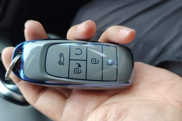 Used AION Y 2022 70 Intelligent Edition Lithium Iron Phosphate Vehicle Key