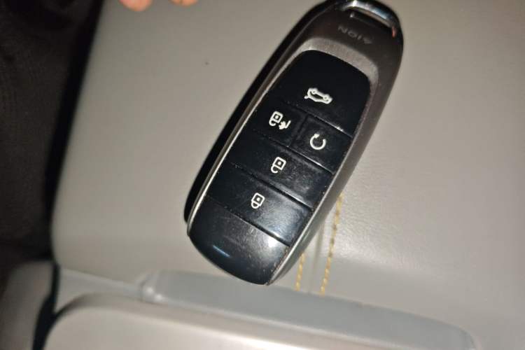 Used AION Y 2022 70 Enjoyment Edition Lithium Iron Phosphate Vehicle Key