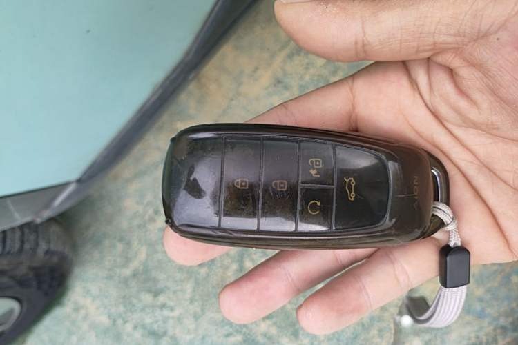 Used AION Y 2022 70 Intelligent Edition Lithium Iron Phosphate Vehicle Key