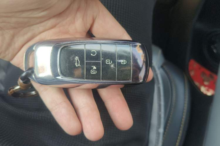 Used AION Y 2022 Plus 70 Smart Edition Vehicle Key