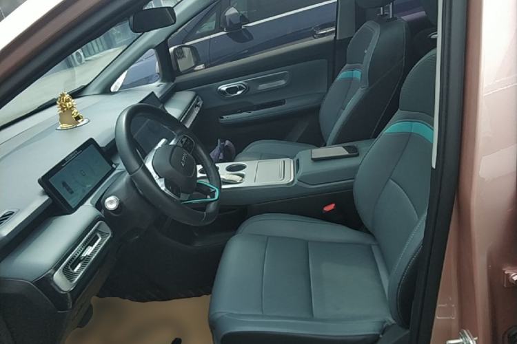 Used AION Y 2022 Plus 70 Smart Edition Left Front Seat