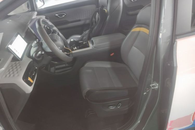 Used AION Y 2022 70 Tech Edition Lithium Iron Phosphate Left Front Seat