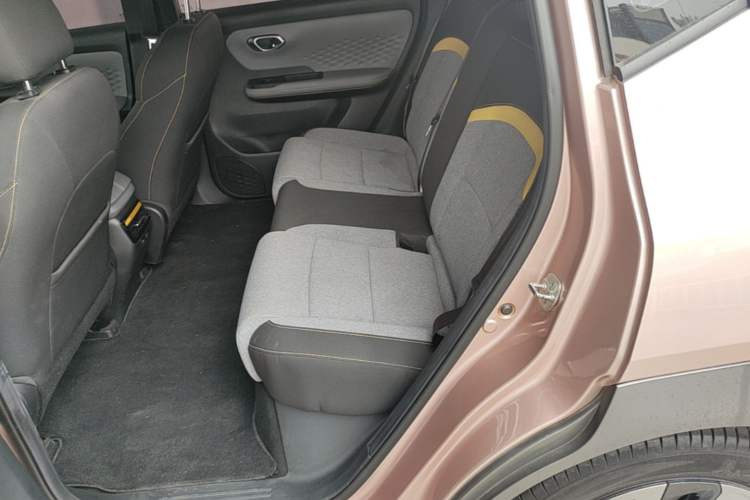 Used AION Y 2022 70 Enjoyment Edition Lithium Iron Phosphate Left Rear Seat