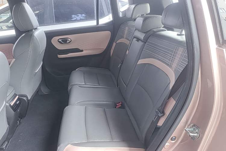 Used AION Y 2022 70 Tech Edition Lithium Iron Phosphate Left Rear Seat